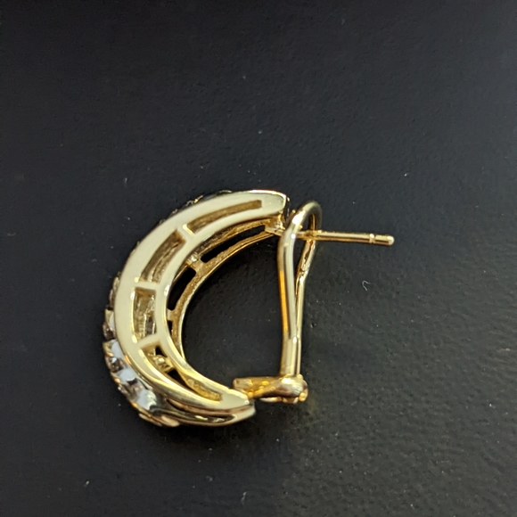 Diamond earrings - Picture 4 of 7